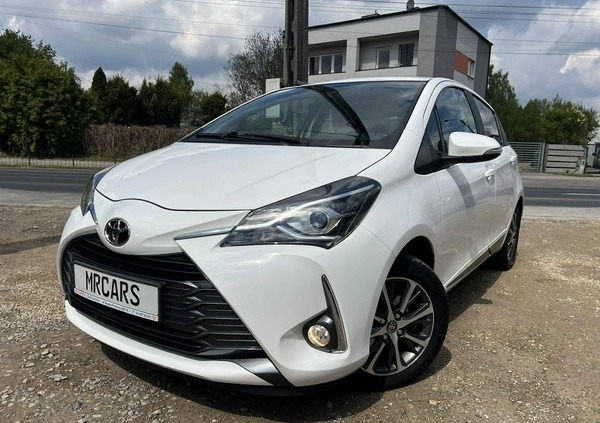 Toyota Yaris cena 57500 przebieg: 70000, rok produkcji 2020 z Łuków małe 781